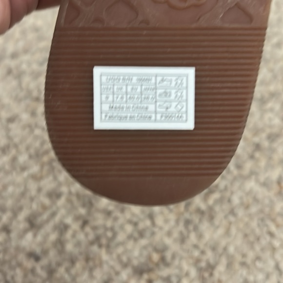 Ugg leopard print exotic thong leather lined soft bed sandals sz 9 - Picture 7 of 7